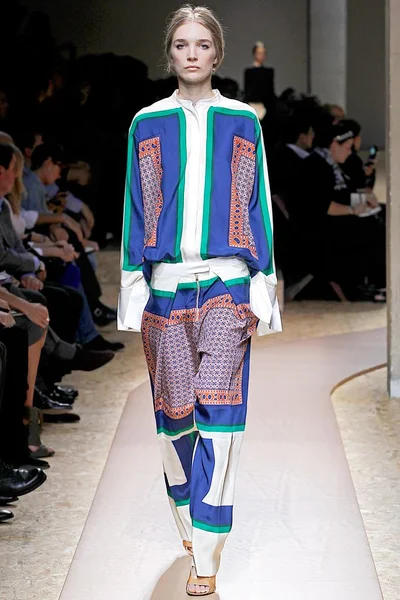Look 23